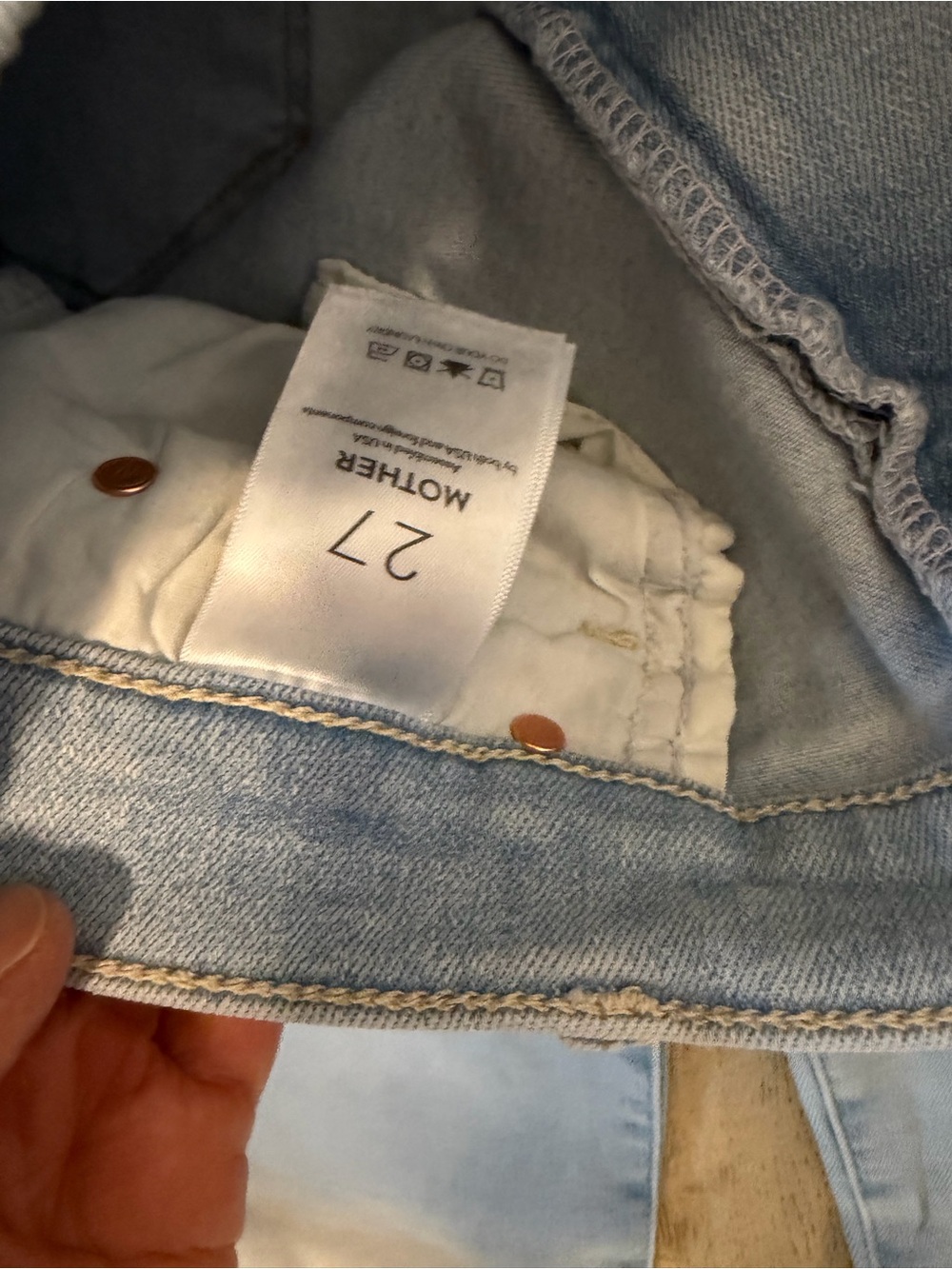 MOTHER The Kick It Jeans Melt in your Mouth Straight-Leg Jeans - Picture 8 of 9